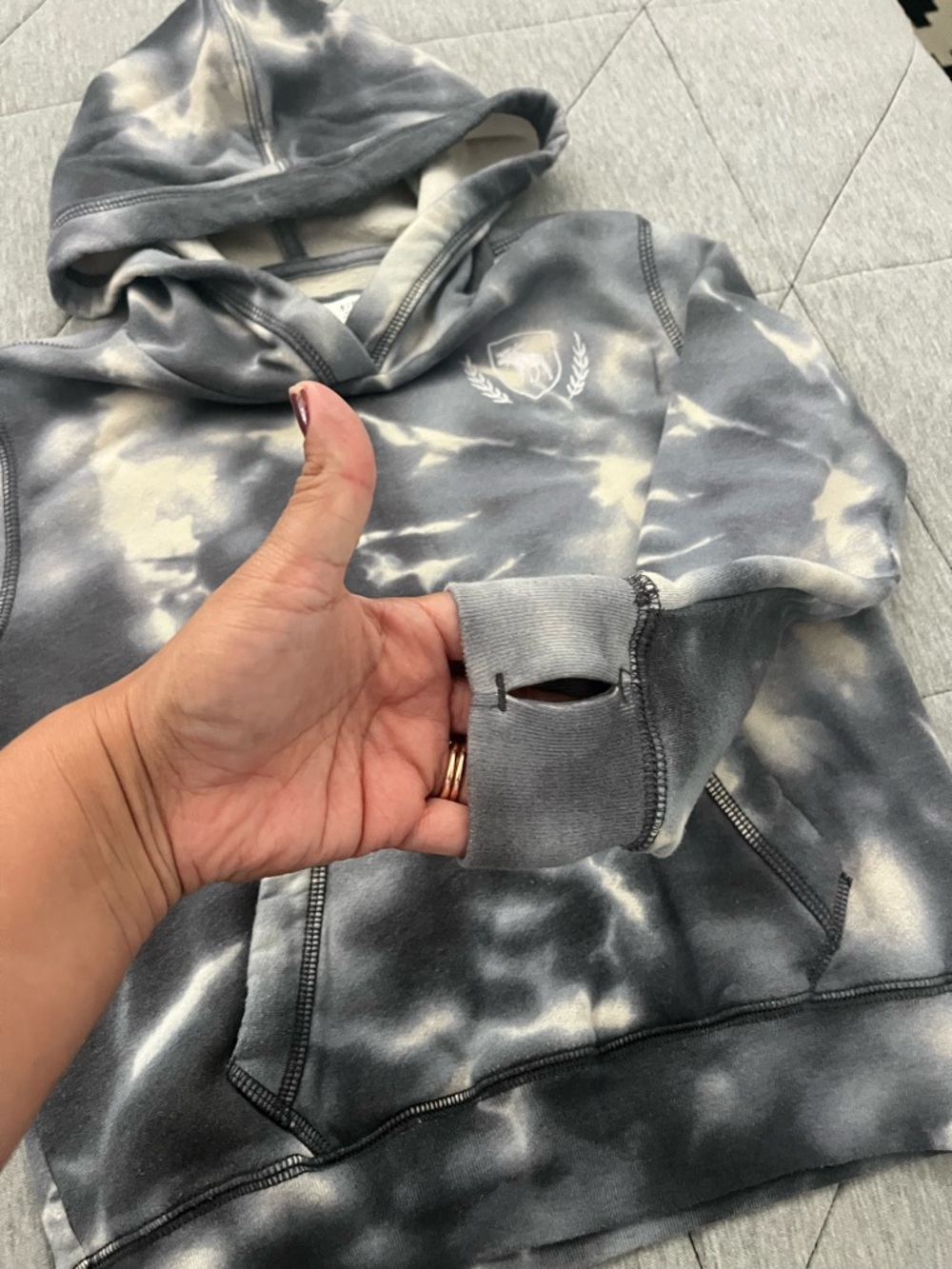 abercrombie kids Gray & White Tie-Dye Hoodie and Joggers Set - Picture 7 of 8